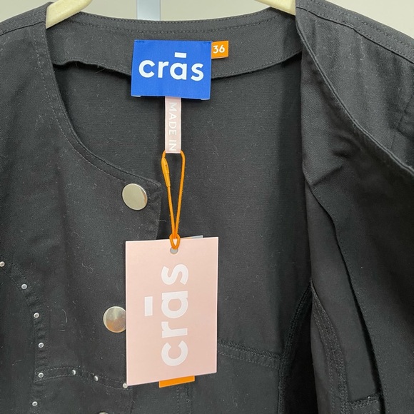 Cras Top can be worn as a dress or jacket - Picture 3 of 5